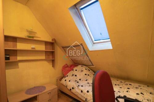 Zimmer DG (2) - 