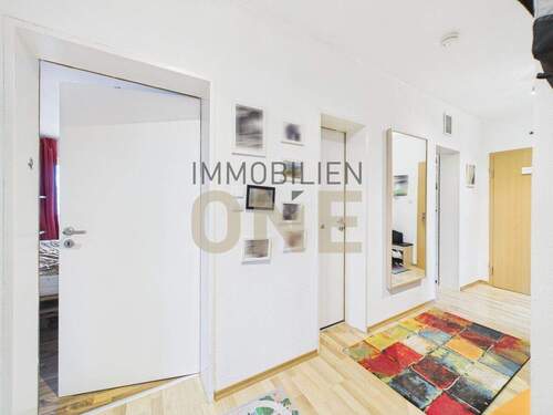 Bild 2 - 4 Zimmer Etagenwohnung zum Kaufen in Regensburg