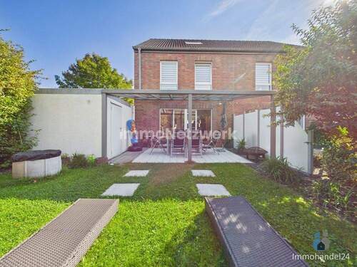 Rückfront / Garten - 4 Zimmer Doppelhaushälfte in Hürth / Efferen