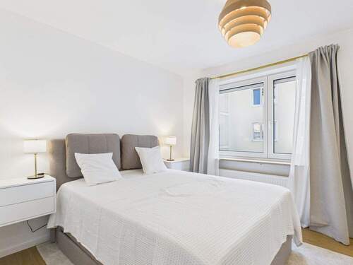 Schlafzimmer - 2 Zimmer Etagenwohnung zur Miete in München