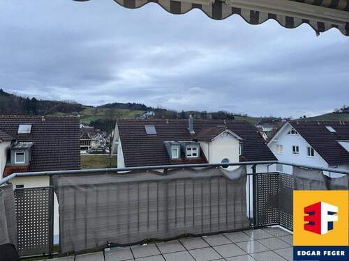 IMG_4829 - Zentral in Oberkirch. 3-Zi. Whg. mit Balkon u. TG-Stellplatz im Mehrfam. Whs. Baujahr 2003 mit Aufzug