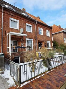 Ansicht 2 - 6 Zimmer Reihenmittelhaus zum Kaufen in Emden