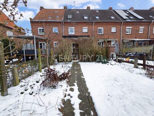 Garten - 6 Zimmer Reihenmittelhaus in Emden