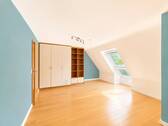 Schlafzimmer 8 - 