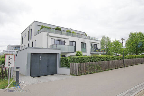 Hausansicht gesamt - Olching: Ruhige, gut geschnittene 2-Zimmer-Wohnung mit hohem Freizeitwert und Nähe zum Olchinger See