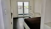 Elternschlafzimmer mit Zugang zum Balkon - 