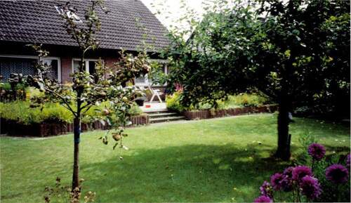 Foto früher_Gartenansicht - kein aktuelles Foto! - 