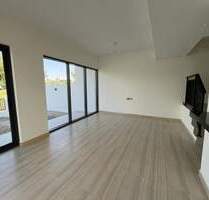 Traumhaftes Stadthaus in Damac Hills 1 mit 5 Schlafzimmern, direktem Parkzugang und Malibu Bay! - Dubai