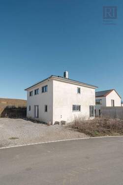 Außenansicht - Einfamilienhaus im Neubaugebiet von Biebelried