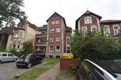 Außenansicht - 2-Zimmer-Wohnung mit Balkon in der Stadtmitte von Emden!