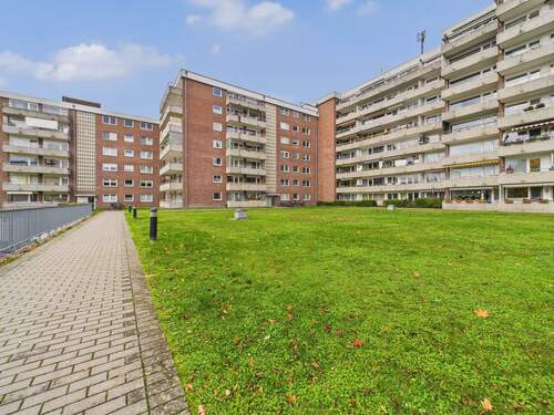 Außenansicht - Zentral. Stilvoll. Lübeck pur - Ihr neues Zuhause mit Tiefgarage & Aufzug!