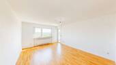 Wohnzimmer - 2 Zimmer Etagenwohnung zum Kaufen in Würzburg