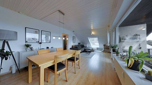 Wohn- und Esszimmer - 2 Zimmer Etagenwohnung zum Kaufen in Aschaffenburg