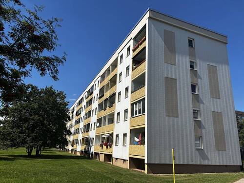 Außenansicht - Etagenwohnung mit 57,10 m² in Zwickau zum Kaufen