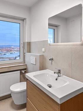 Badezimmer - 2 Zimmer Etagenwohnung zum Kaufen in Schweinfurt