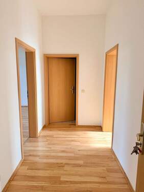 Flur - 2 Zimmer Etagenwohnung zur Miete in Döbeln