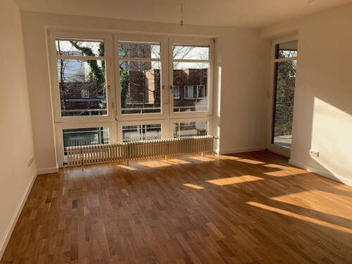 Wohnzimmer (Zugang Westbalkon) - 