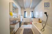 Badezimmer, 1. OG Querhaus - 