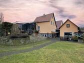Rückseite Wohnhaus und Gästehaus - 5 Zimmer Einfamilienhaus in Blankenhain