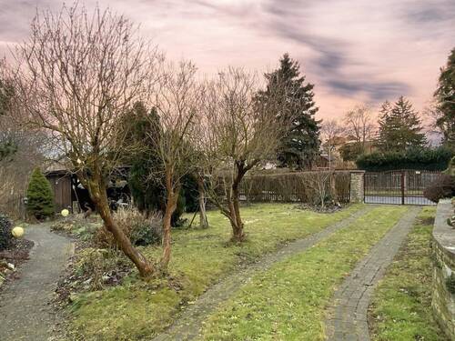 Große Einfahrt für Wohnmobile geeignet - 