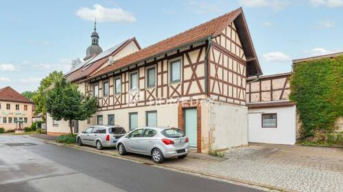 Außenansicht 2 - 1 Zimmer Mehrfamilienhaus, Wohnhaus in Bundorf