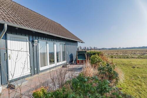 Terrasse Ansicht I - 4 Zimmer Mehrfamilienhaus, Wohnhaus zum Kaufen in Bad Bederkesa