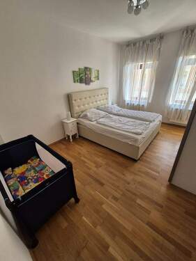 Schlafzimmer - 2 Zimmer Etagenwohnung zum Kaufen in Leipzig