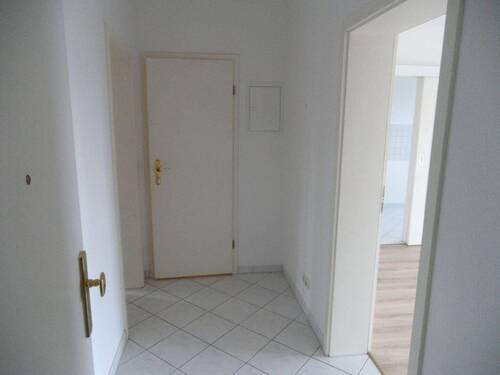 Flur - Etagenwohnung mit 41,70 m² in Zwickau zur Miete