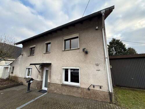 Bild2 - 7 Zimmer Einfamilienhaus zum Kaufen in Quierschied