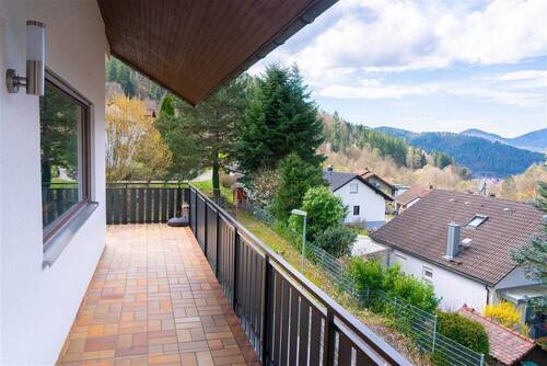 West-Seite Balkon im OG - 