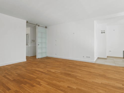 Essbereich und Eingang - 