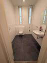 Dusche und WC - 