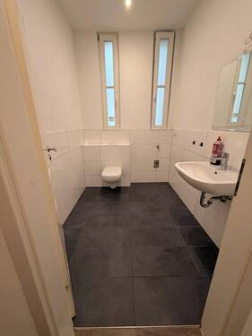 Dusche und WC - 