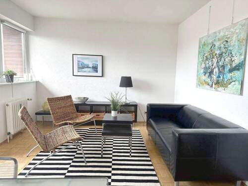 Wohnen5.jpg - TOLLE, SEHR HELLE, GEPFLEGTE DG-WHG. IM 5.OG, WANNENBAD M. FENSTER RUHIG IM AFRIKASISCHES VIERTEL