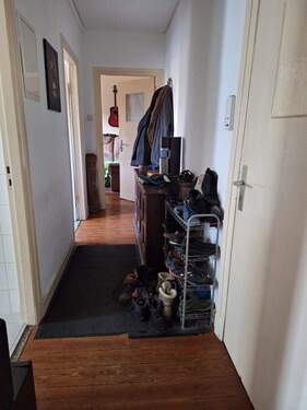 Flur - Etagenwohnung mit 46,80 m&sup2; in Lübeck zur Miete