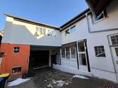 Hof - 1 Zimmer Einfamilienhaus in Kirchheilingen