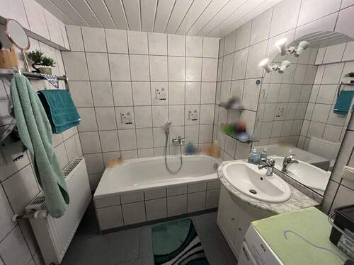 Badezimmer_EG - 