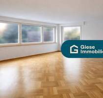 Großzügiges Wohnen: 4 Zimmer mit Balkon und Terrasse - Stuttgart Ost