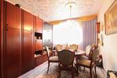 Schlafzimmer - Etagenwohnung mit 80,20 m&sup2; in Bischofsheim zum Kaufen