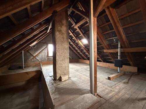 Dachspeicher - Wohnhaus - 