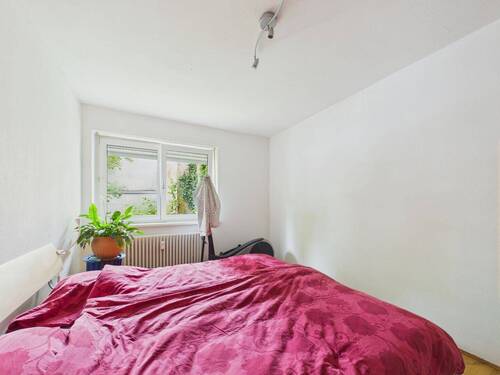 Schlafzimmer - 3 Zimmer Etagenwohnung in Karlsruhe