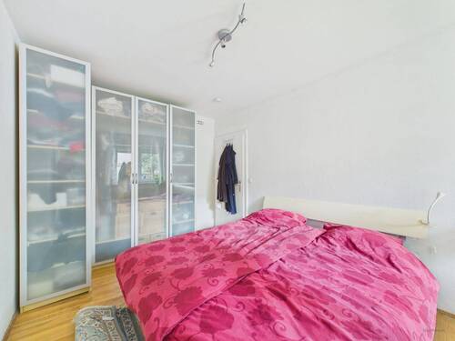 Schlafzimmer - Etagenwohnung mit 66,00 m&sup2; in Karlsruhe zum Kaufen