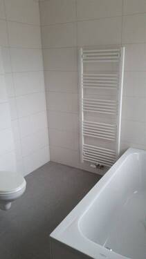 OG: Badezimmer 2 - 