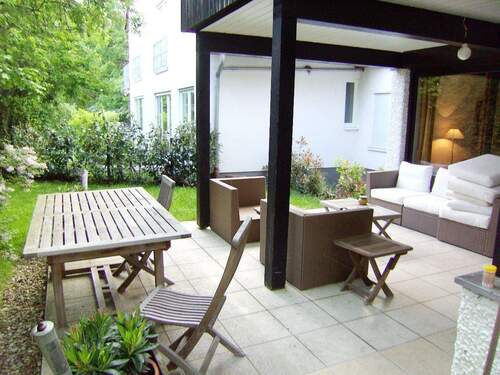 Gartenterrasse Bild 1 - 