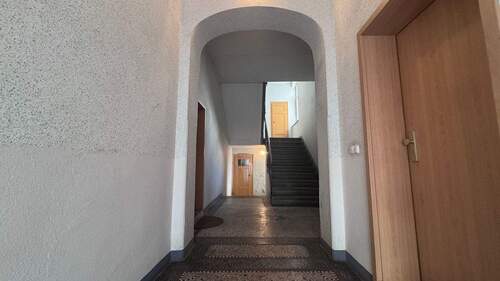 Treppenhaus/Eingang - 
