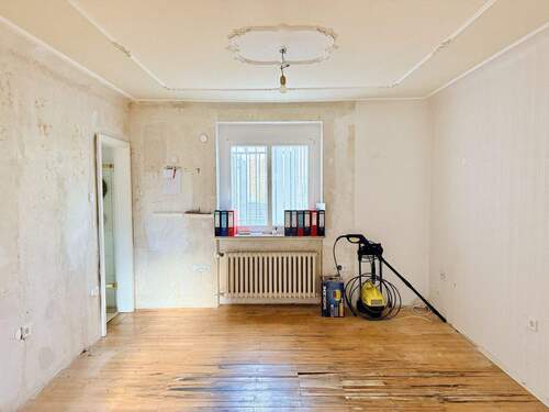 3 - 8 Zimmer Doppelhaushälfte in Saarlouis