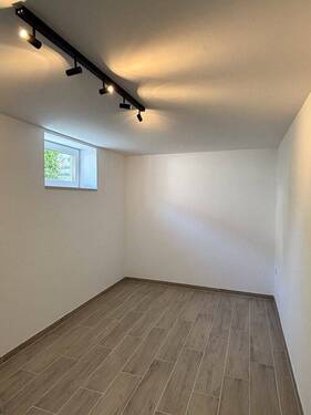 Zimmer im Souterrain - 