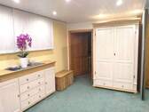 UG Schlaf- und Ankleidezimmer - 