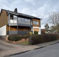 Zwangsversteigerungsangebot: Freistehendes Zweifamilienhaus mit großzügigem Grundstück in Stockheim