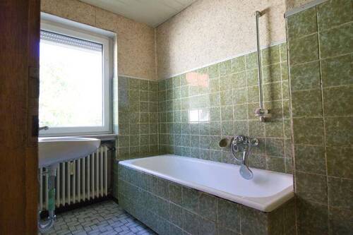 Badezimmer im 1. Obergeschoss - 